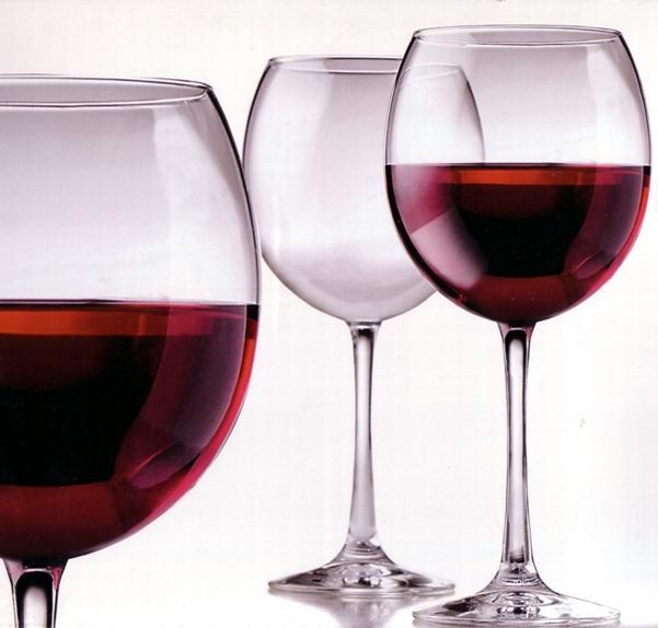 Alkohol ringan memperkuat tulang wanita
