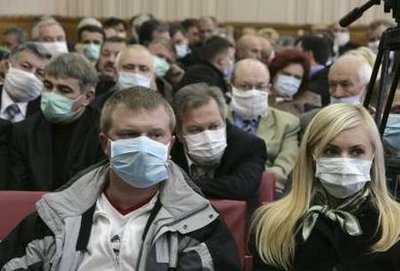 Mengapa epidemi flu terjadi sama sekali dan apa yang harus dilakukan untuk menghindari berada di episentrum mereka?