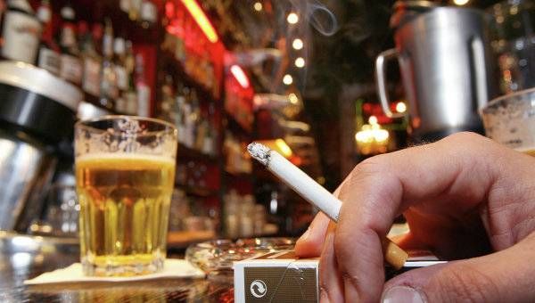 Perokok lebih sulit untuk mentolerir gejala mabuk daripada non-perokok